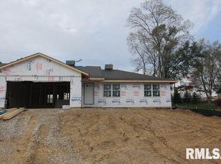 413 Hampton Cv, Peoria, IL 61607