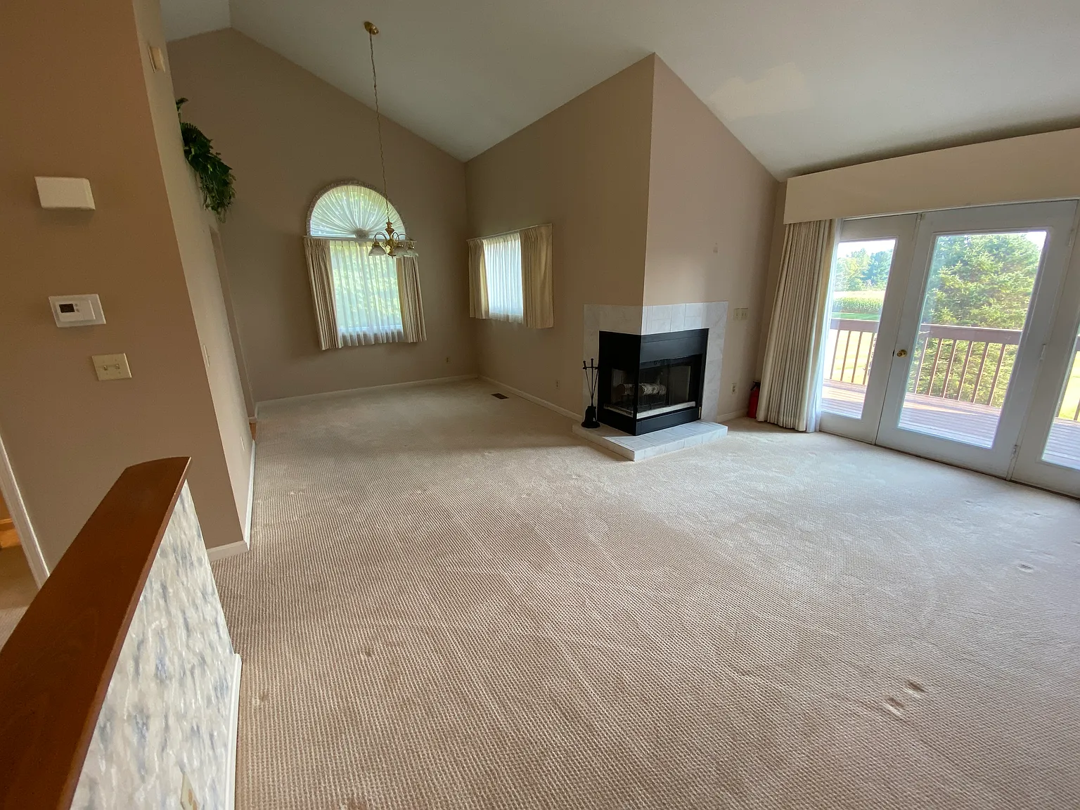 2 bed, 2.5 bath, 1473 sqft, $1,500 — Photo 2