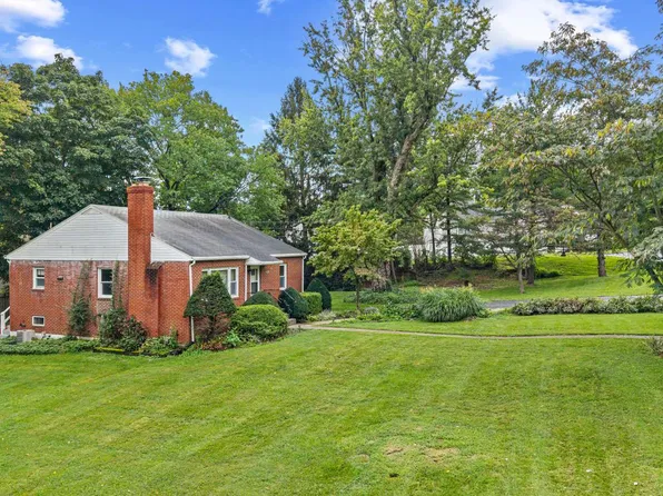 7229 Bowers Rd, Frederick, MD 21702