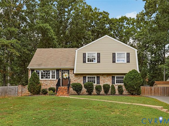 2nd image of 12010 W Petty Rd