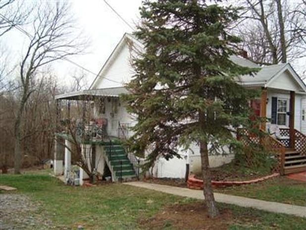 2nd image of 130 Deitrich Rd