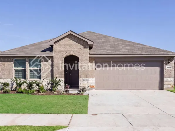 8432 Hollymead Ln, Fort Worth, TX 76131