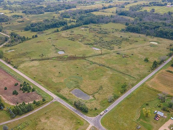 2nd image of Buttercup Ct