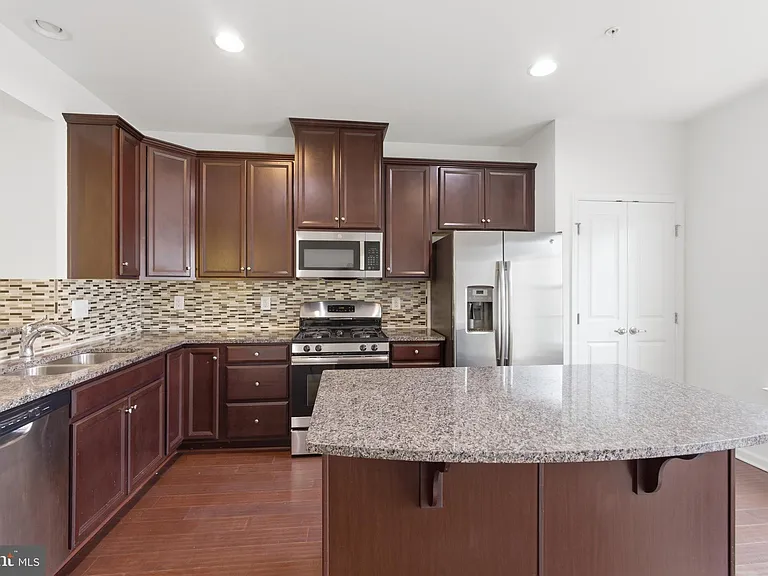 12191 Montreat Pl — Photo 10