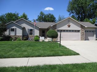 604 19th St SE, Demotte, IN 46310