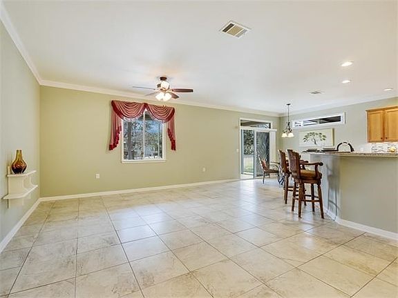 5th image of 109 Purple Sage Dr