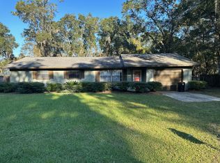 8645 Oakview Rd, Melrose, FL 32666