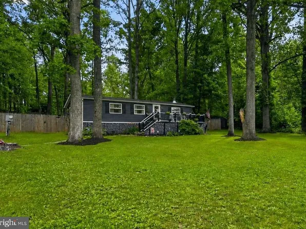 127 Spring Hill Ln, Honey Brook, PA 19344