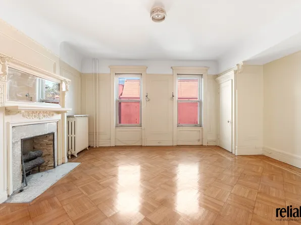 903 Saint Mark's Avenue image 13 of 14