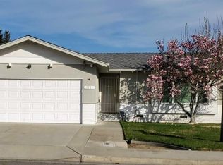 2281 Rochelle Ave, Turlock, CA 95382