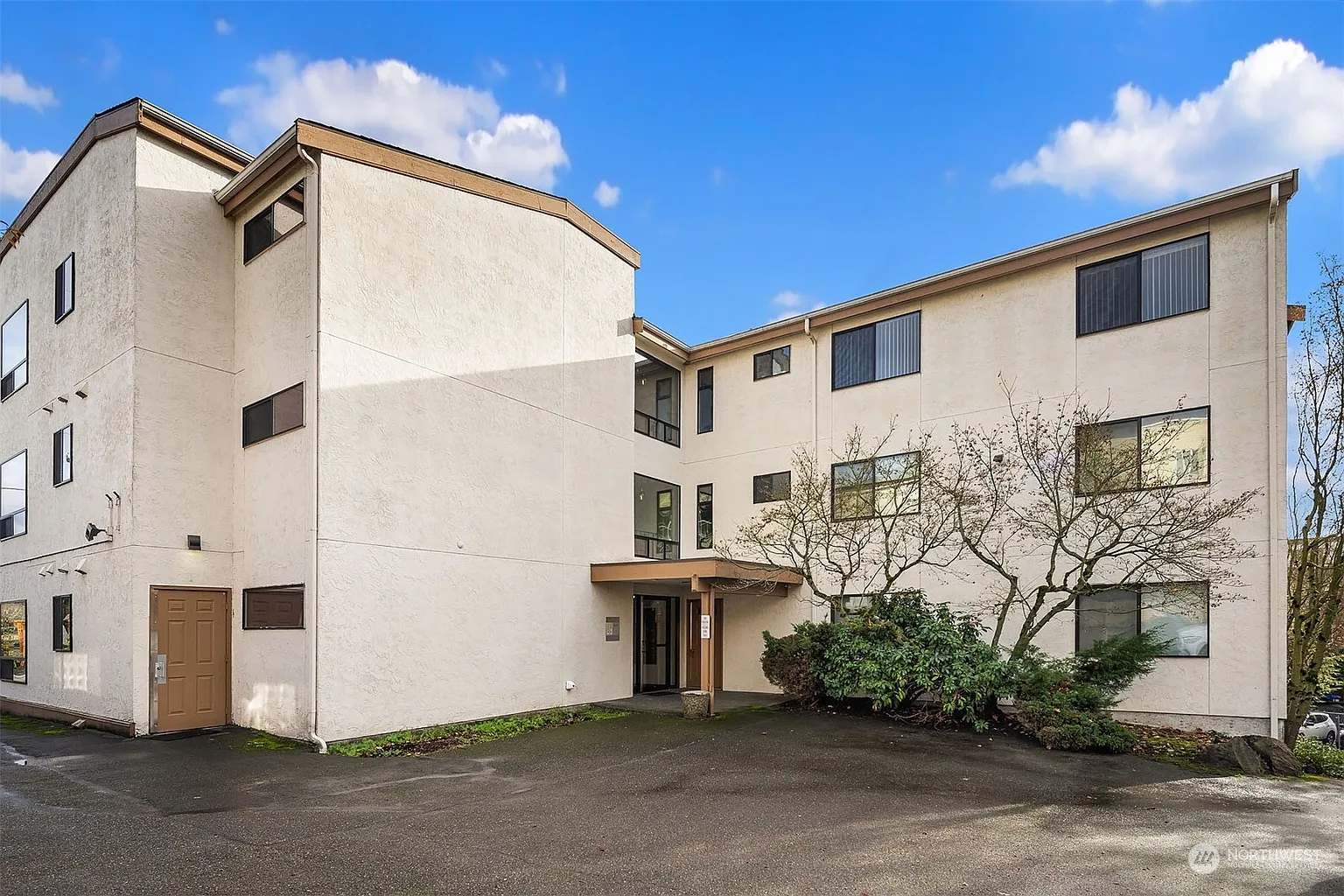 10601 Bagley Avenue N #201 photo 1