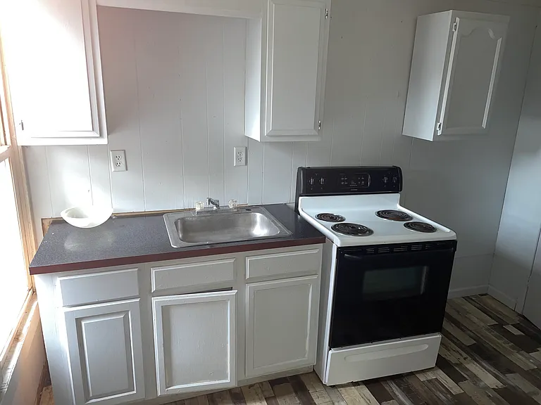 86 Clinton Ave #1 — Photo 1