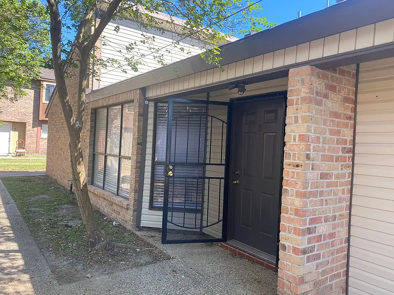 8723 Gsri Ave — Photo 3