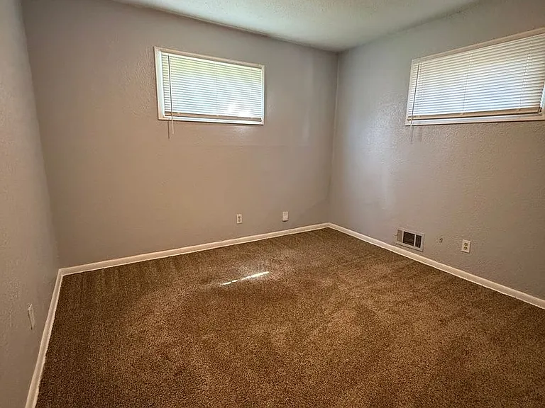 2217 S Water St #1 — Photo 5