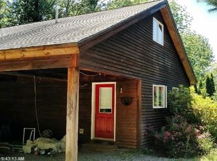 20 Simonton Rd, Camden, ME 04843