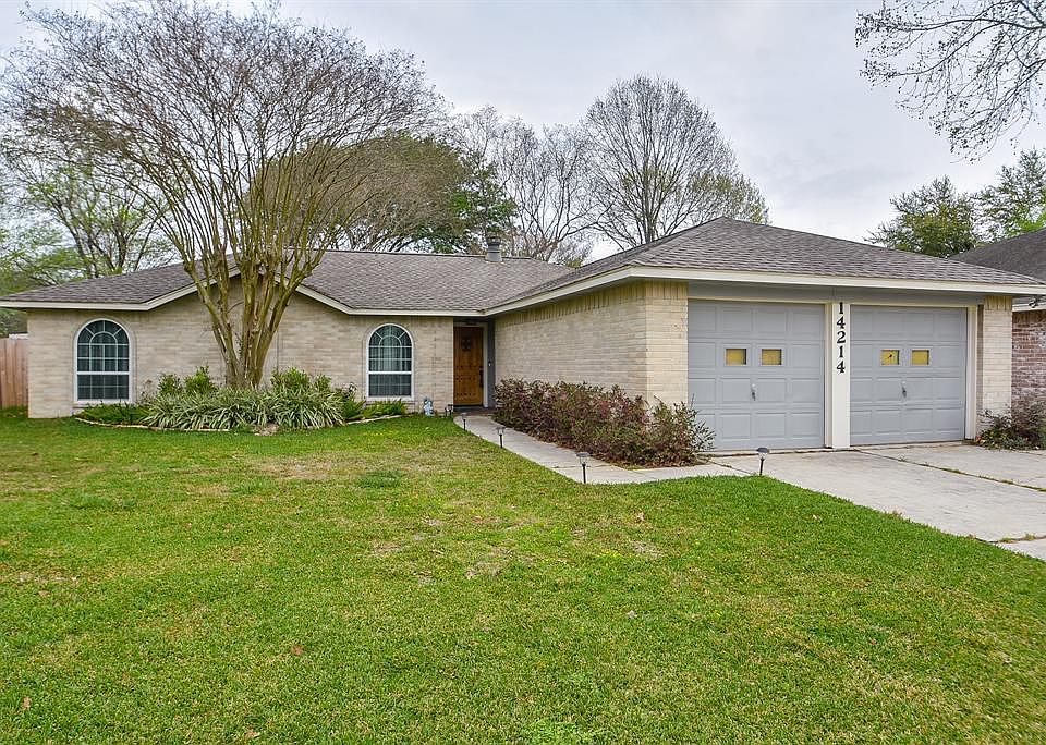 1st image of 14214 Cornelia Dr