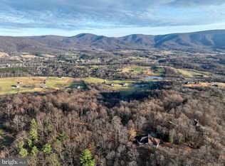 13 Seven Oaks Dr, Bentonville, VA 22610