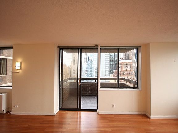5th image of 347 W 57th St APT 29D