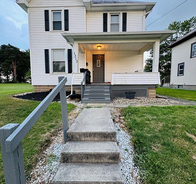 1st image of 1313 Woodlawn Ave