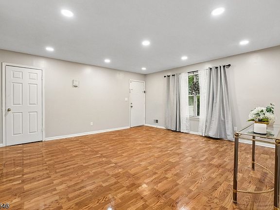4th image of 584 Thomas Blvd BLDG 584 #1A