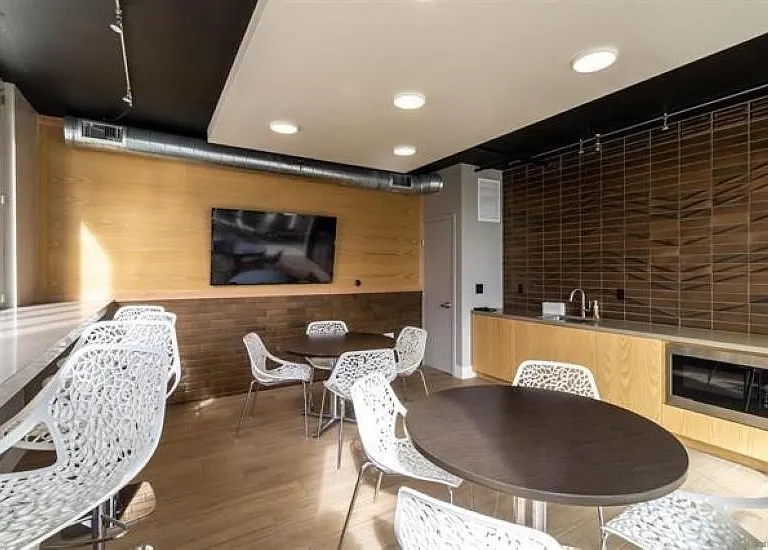 1240 India St #101 — Photo 31