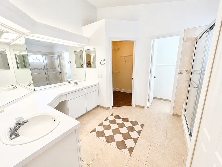 4201 Pine Isle Dr — Photo 12