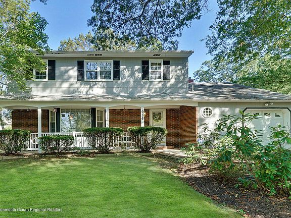 2nd image of 956 Fairview Dr