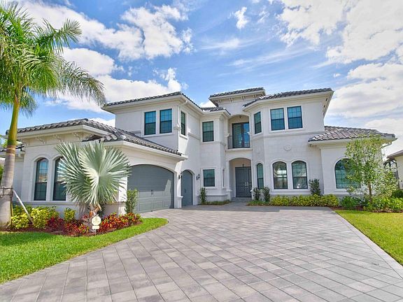3rd image of 16824 Pierre Cir