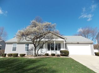 21 Sedgwick Rd, Oswego, IL 60543