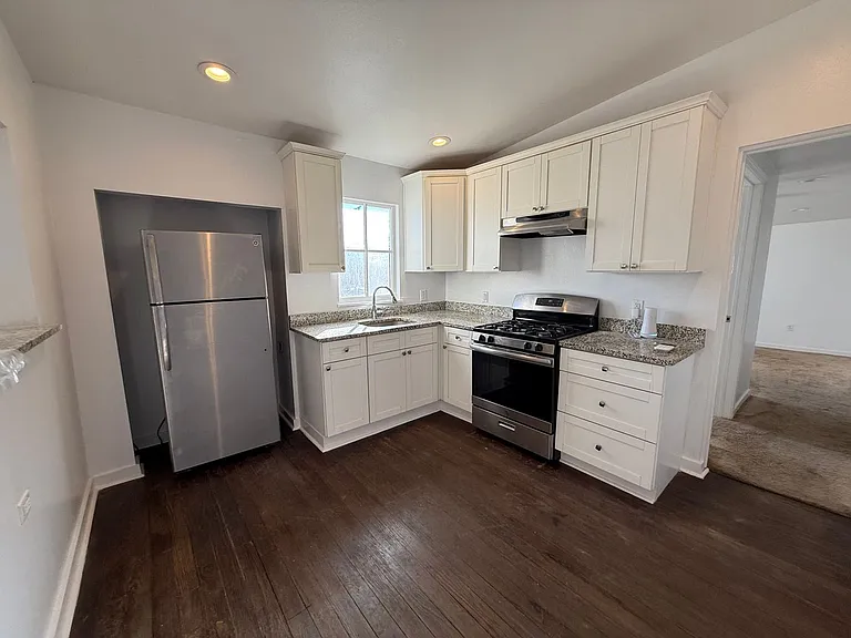 120 Omaha St #1 — Photo 4