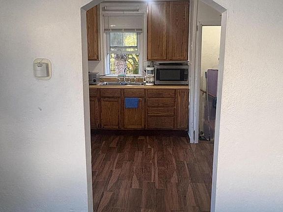 5th image of 4042 13th AVENUE