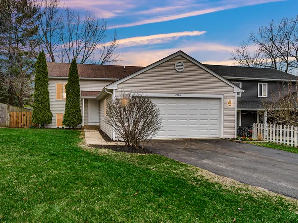 2466 Sunlight Ct, Aurora, IL 60502