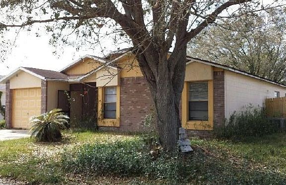 3rd image of 1435 Thistledown Dr