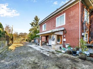 1931 32nd Ave W, Seattle, WA 98199