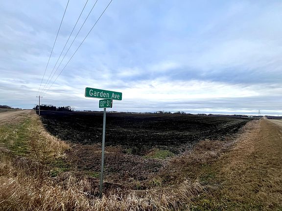 5th image of Garden Ave