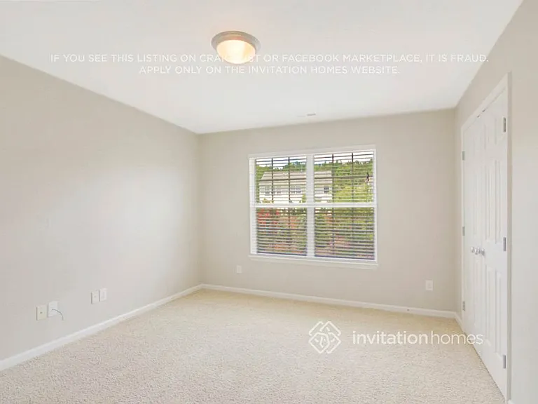 12428 Kendall Ridge Ct — Photo 17