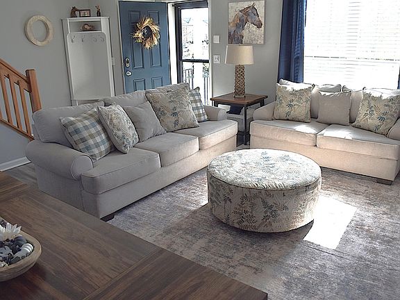 3rd image of 2497 Aristocracy Cir