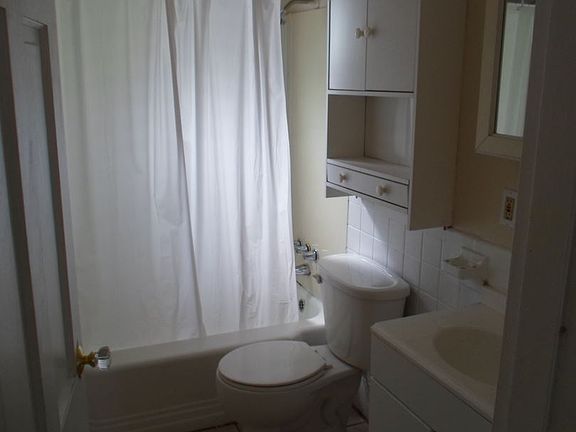 5th image of 2068 Coleridge Dr
