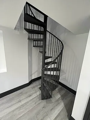 Rented by Delmark Realty LLC | media 35