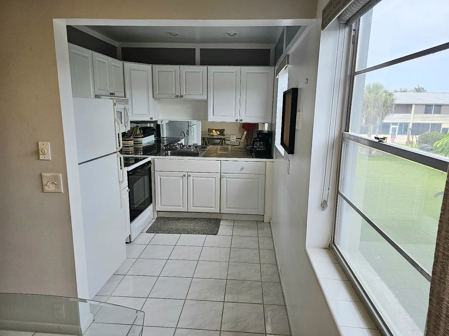 2 bed, 1.5 bath, 874 sqft, $1,500 — Photo 4