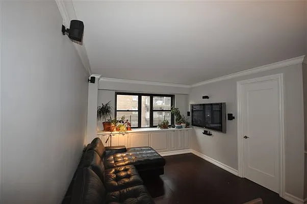 Sold by Owner | media 8