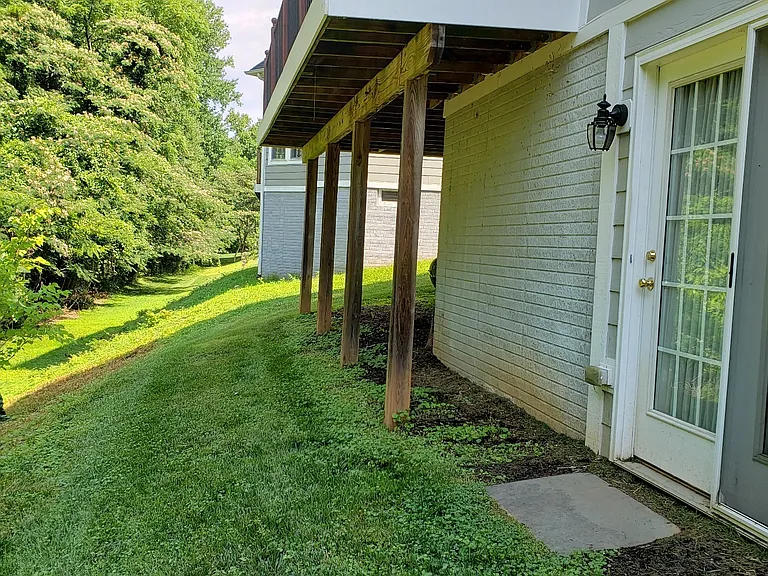 618 Rainier Rd — Photo 28