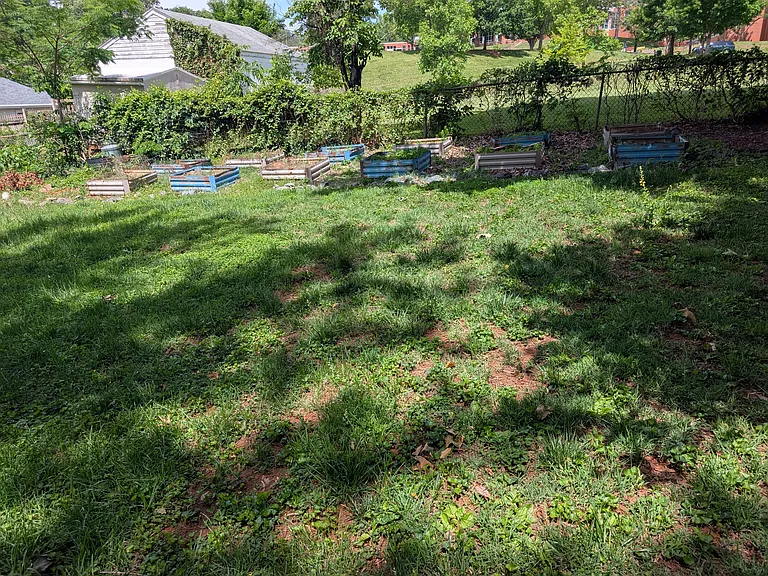 1319 Riverdale Dr — Photo 7