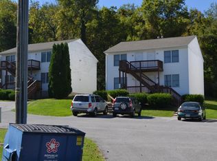 823 Western Rd APT D, Waynesboro, VA 22980