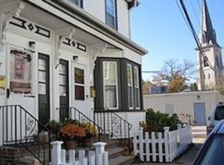7 Lester Pl, Jamaica Plain, MA 02130