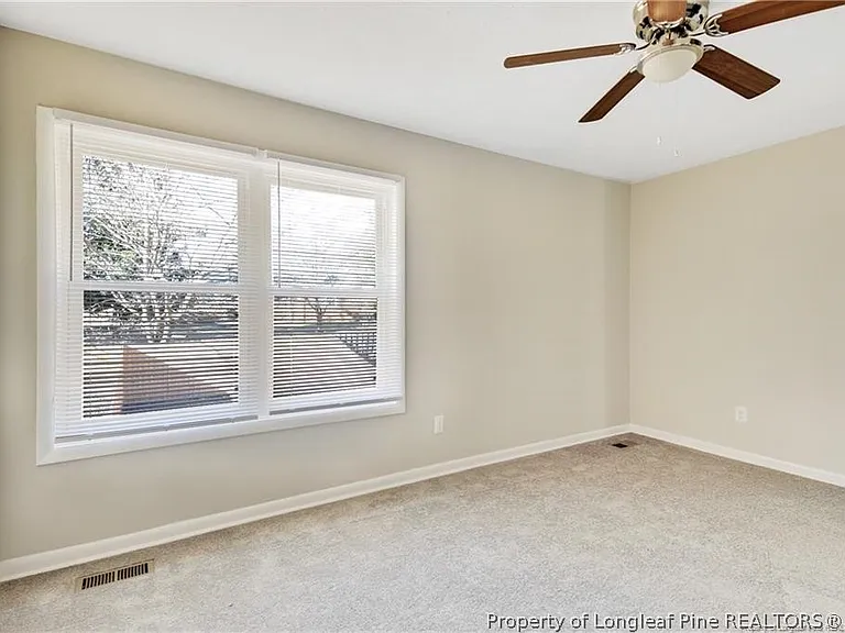 5940 Laguna Dr — Photo 26