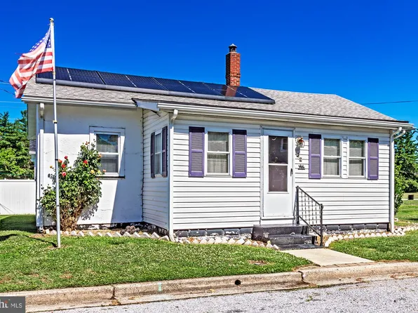 52 Van Buren St, Deepwater, NJ 08023