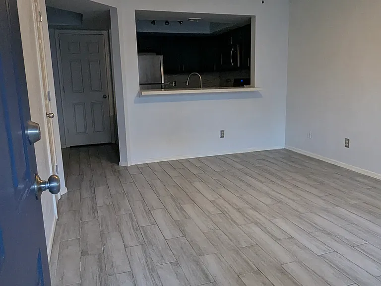 1331 W Baseline Rd #168-U — Photo 2