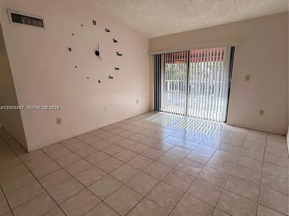 15630 SW 80th St #I-305, Miami, FL 33193