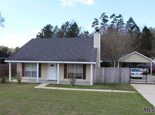 27631 Tall Oaks Dr, Walker, LA 70785